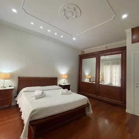 Апартаменты House Mari Неаполь